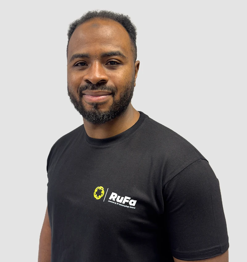 Portrait Tunde Adelowo-Dawodu